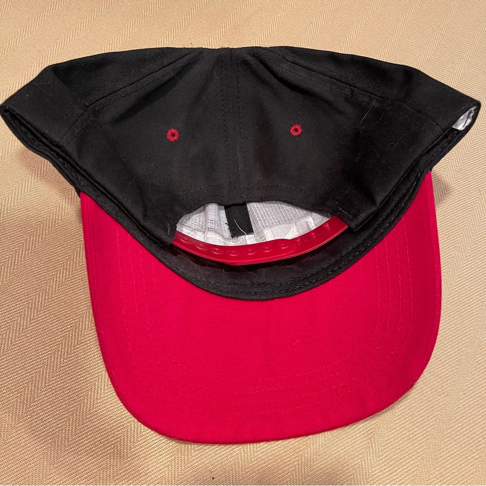 NWOT Black and Red Unite Baseball Cap - Picture 2 of 5